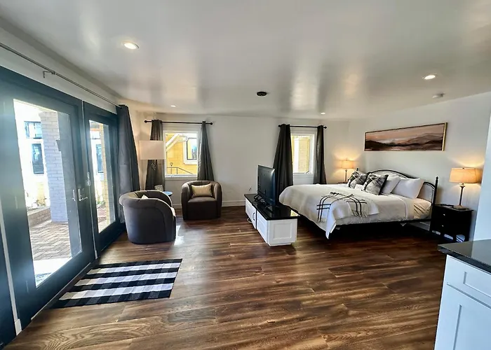 Bespoke 4* Flagstaff