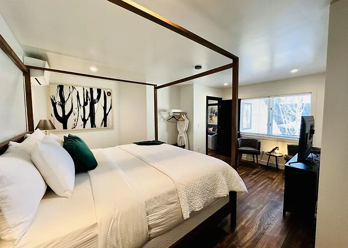 Bespoke Hotel